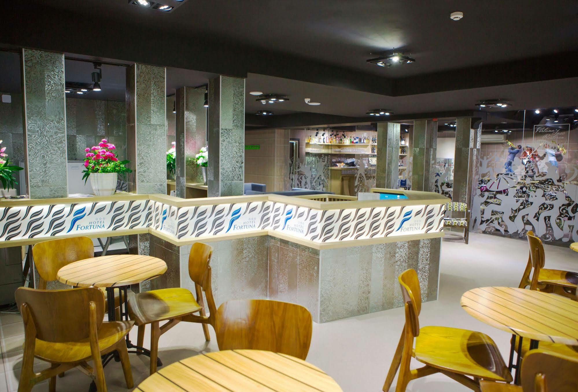 Garni Hotel Fortuna Belgrado Buitenkant foto